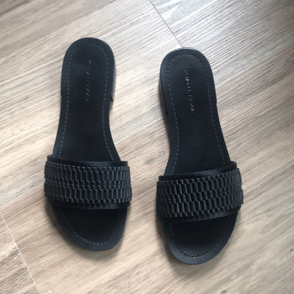 Kendall and Kylie strapless Sandals